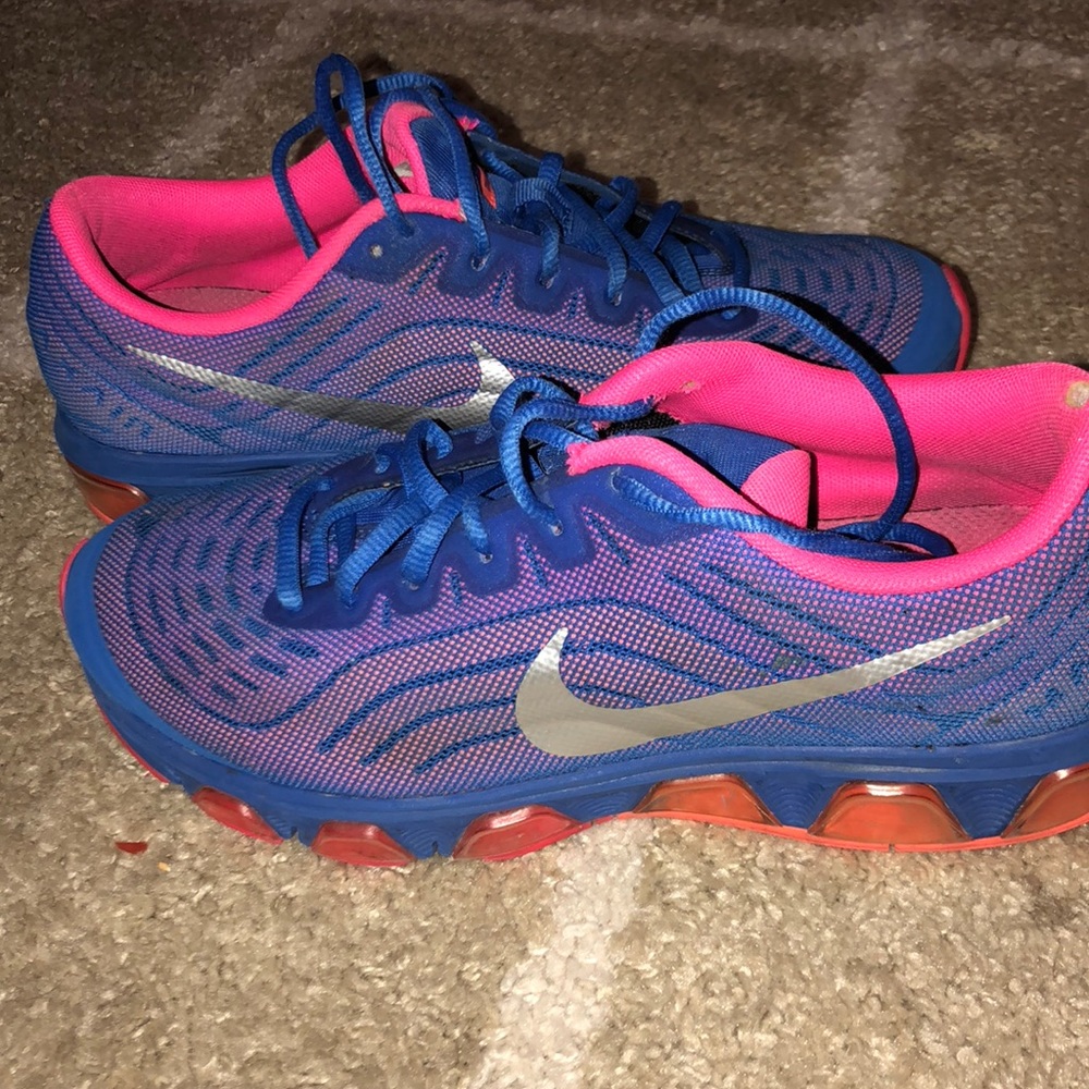 Nike